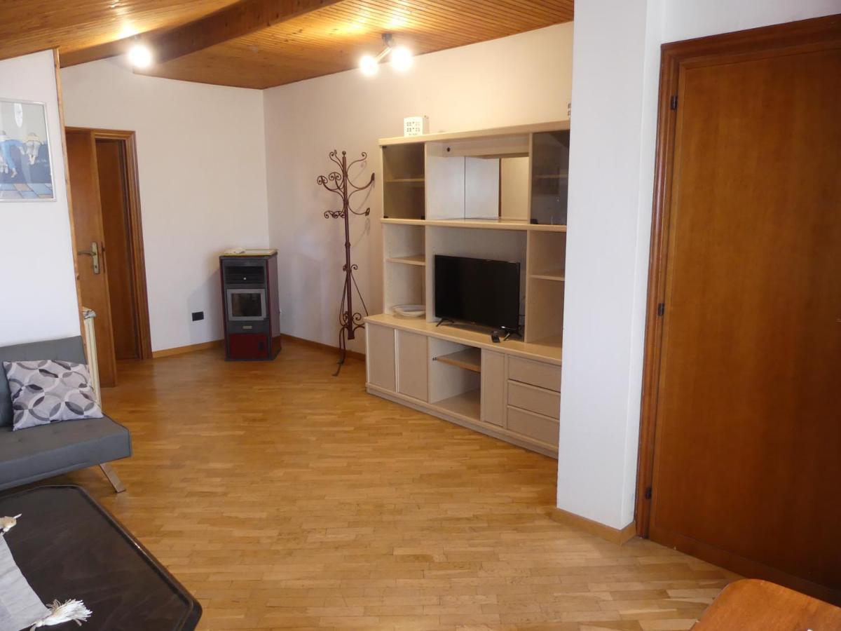 Amadeus Pinolo Apartment Gubbio Exterior photo